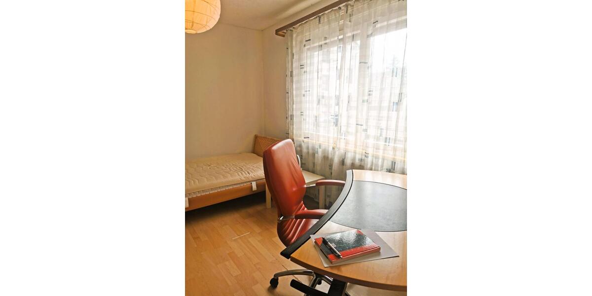 Wohnen auf Zeit Villingen-Schwenningen Schwenningen - 5 Zimmer, 20 m&sup2;, 395&euro; | Angebot:26652493