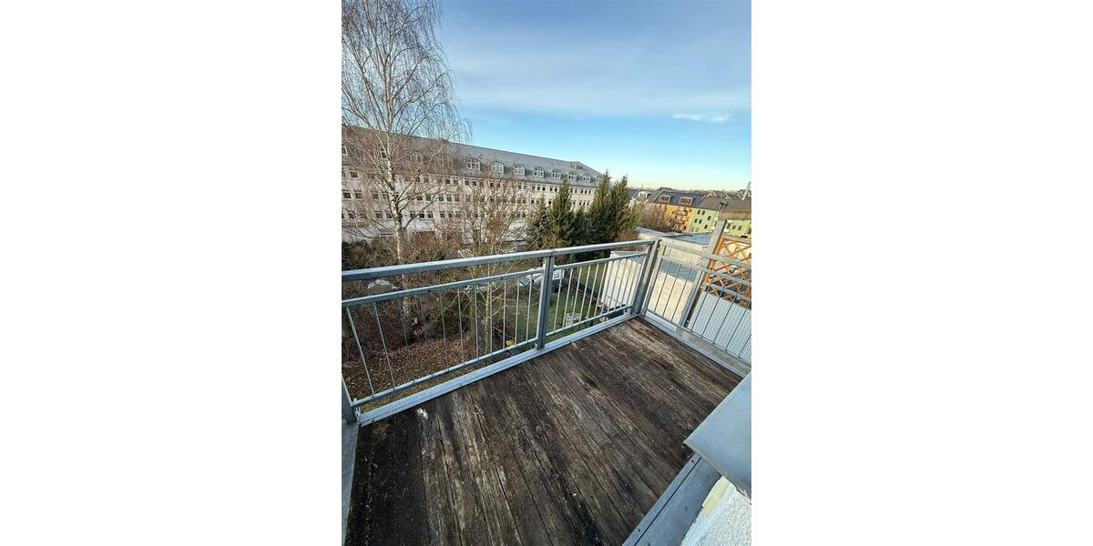 Dachgeschoßwohnung Chemnitz Bernsdorf - 3 Zimmer, 58 m&sup2;, 299&euro; | Angebot:26038021