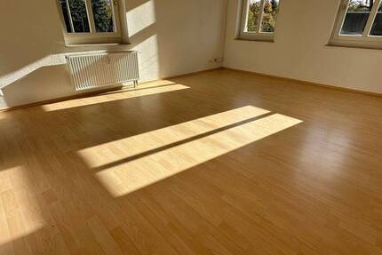 Wohnung Chemnitz Rottluff - 3 Zimmer, 59 m&sup2;, 330&euro; | Angebot:26318911