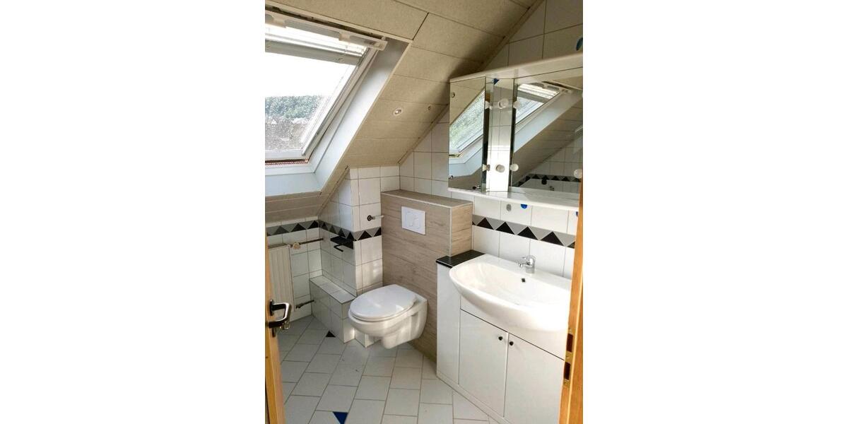 Dachgeschoßwohnung Schönau an der Brend - 3 Zimmer, 92 m&sup2;, 620&euro; | Angebot:26522831