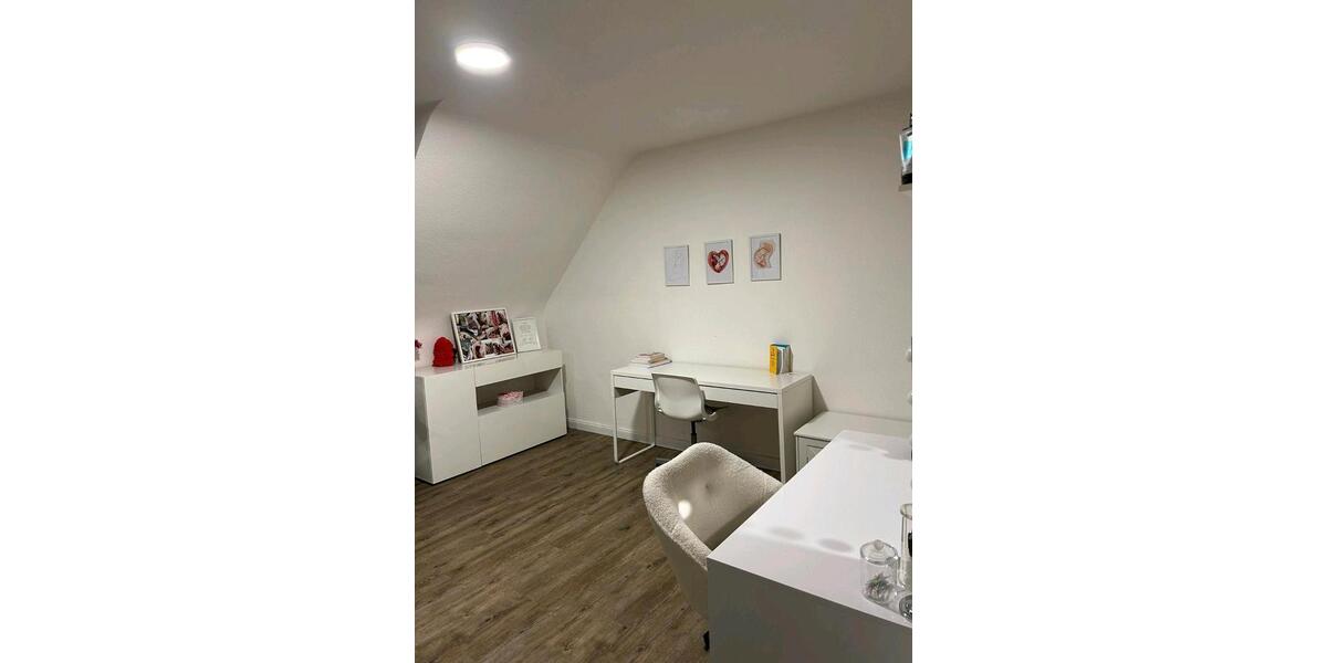 Schöne helle 3ZKDB Wohnung in Walheim ca 80 qm 3 zimmer