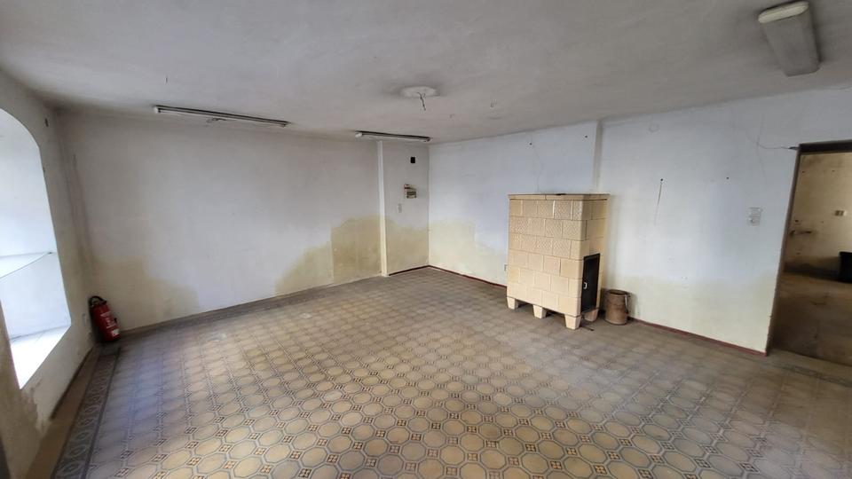 Etagenwohnung Großenhain - 3 Zimmer, 65 m&sup2;, 200&euro; | Angebot:19840973