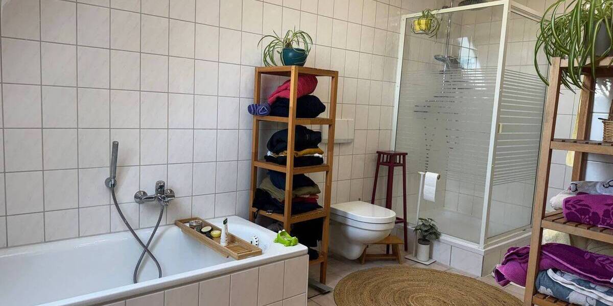 Doppelhaushälfte Eckersdorf Donndorf - 5 Zimmer, 170 m&sup2;, 1.500&euro; | Angebot:26766675