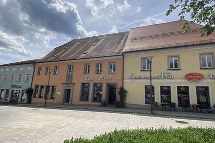 Wohnung Tirschenreuth Lohnsitz - 2 Zimmer, 85 m&sup2;, 564&euro; | Angebot:26978789