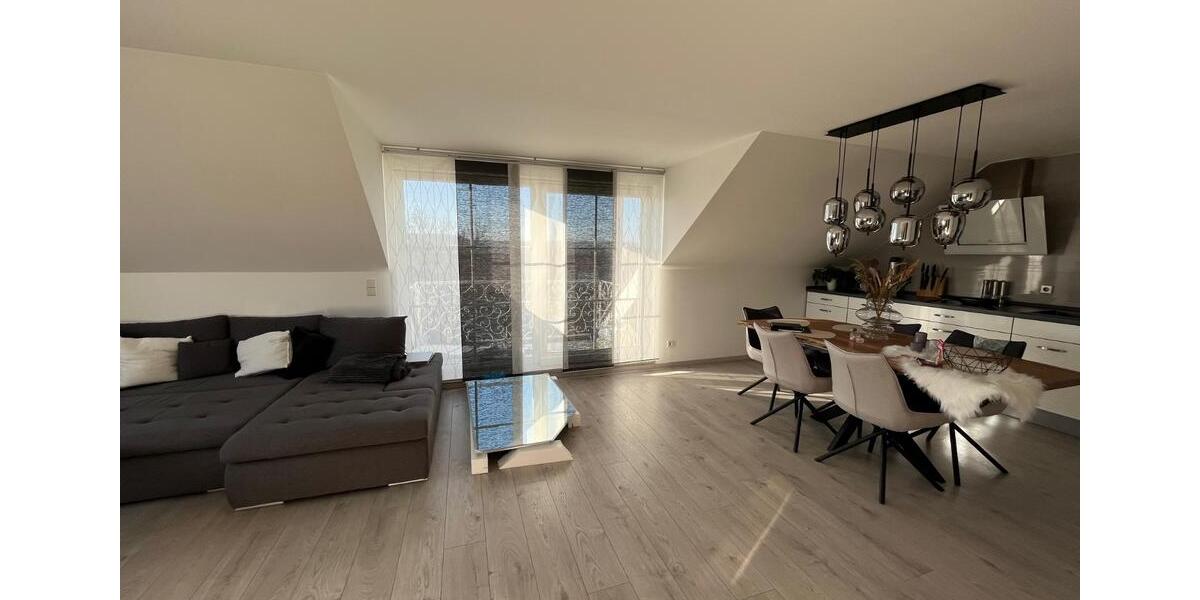 Dachgeschoßwohnung Illingen - 2.5 Zimmer, 66 m&sup2;, 1.150&euro; | Angebot:24514670