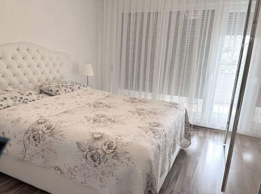 Komplett möblierte 3-Zimmer-Wohnung 3 zimmer