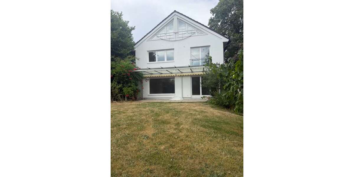 Einfamilienhaus Friedrichsdorf - 5 Zimmer, 200 m&sup2;, 3.500&euro; | Angebot:27022959