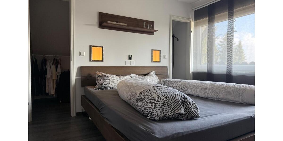 Großzügige 6-Zimmer-Maisonette mit Garage & Loggia 6 zimmer