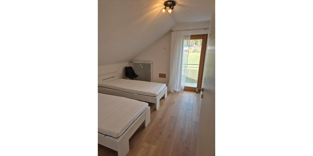 Wohnen auf Zeit Bräunlingen - 3 Zimmer, 60 m&sup2;, 50&euro; | Angebot:25996411