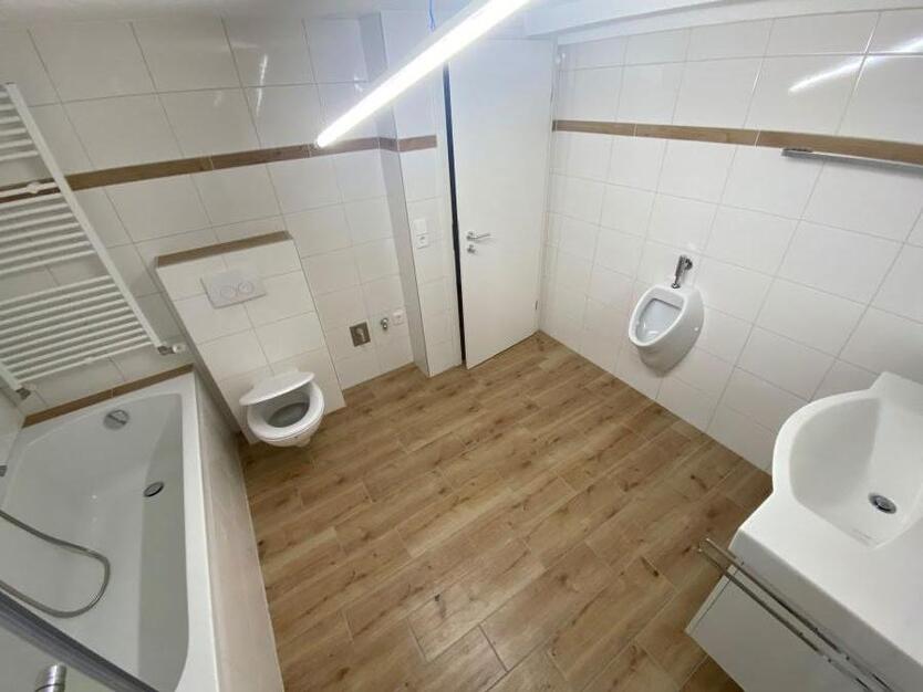 Schönes kleines 5 Zimmer Einfamilieneckhaus Rheinfelden mit Garten 5 zimmer