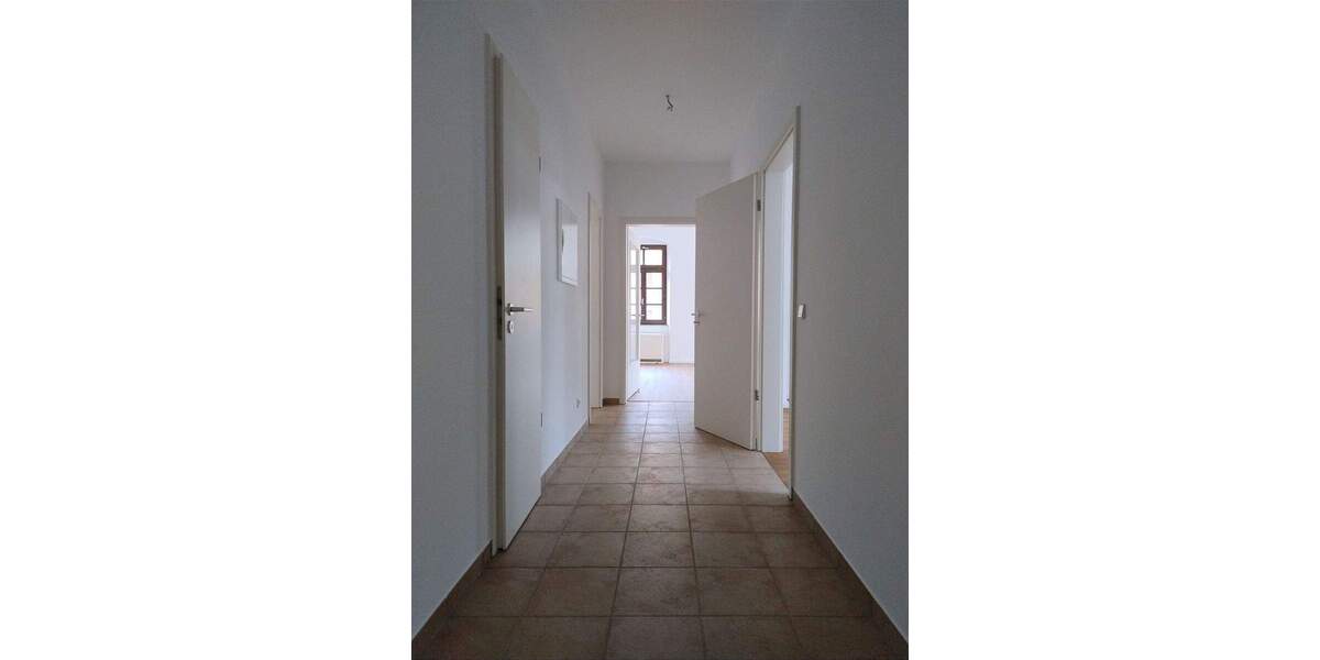 Etagenwohnung Bautzen - 4 Zimmer, 113 m&sup2;, 905&euro; | Angebot:26187471