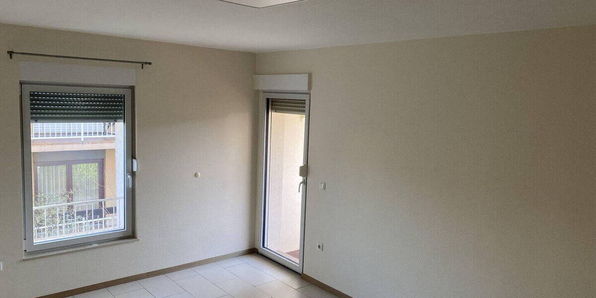 Etagenwohnung Kleinheubach - 3 Zimmer, 76 m&sup2;, 810&euro; | Angebot:25657346