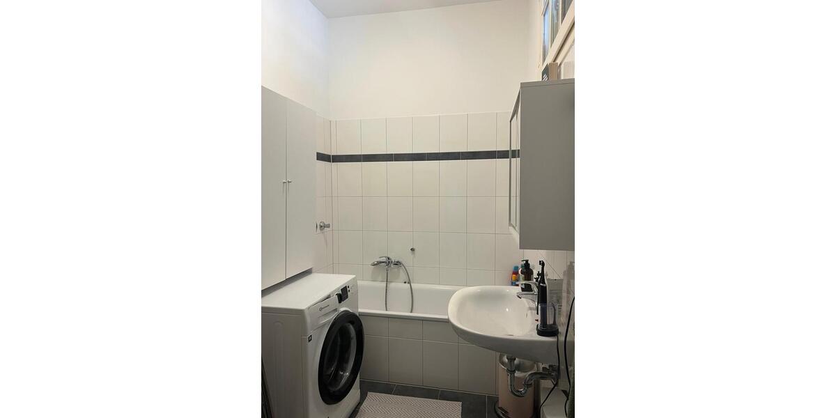 Wohnen auf Zeit Mannheim Neckarstadt-Ost - 4 Zimmer, 21 m&sup2;, 465&euro; | Angebot:26408461