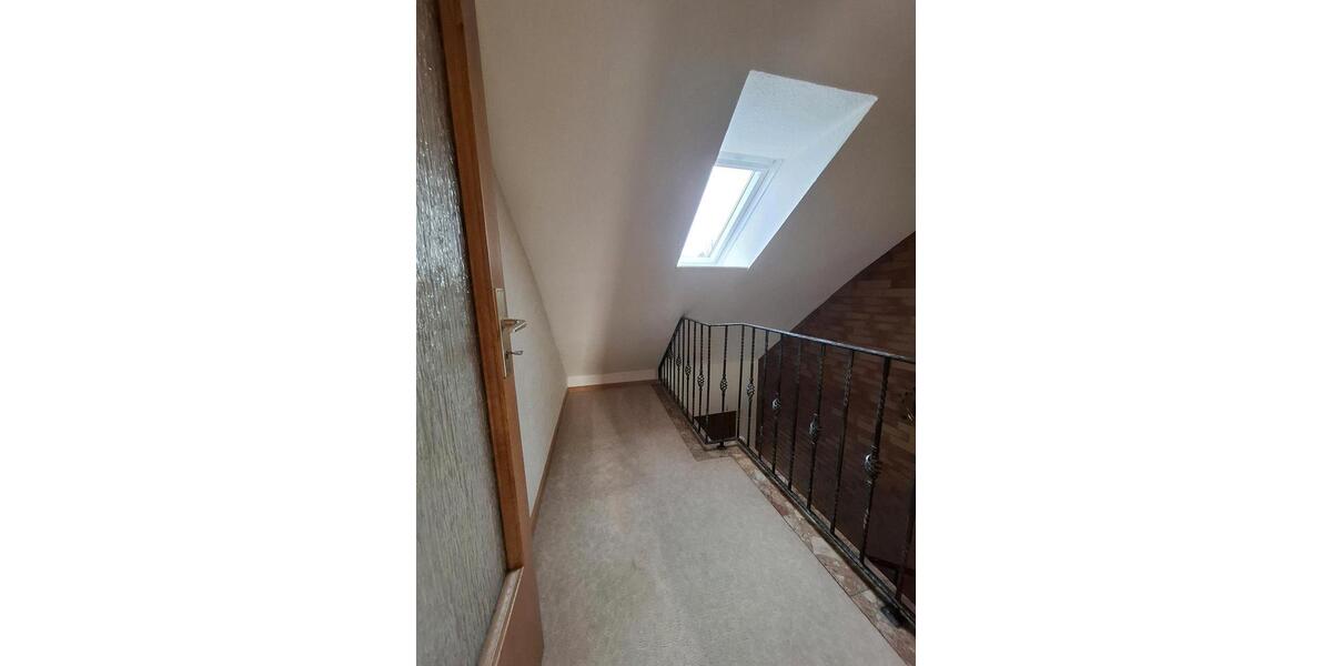 Dachgeschoßwohnung Goslar OS Hahnenklee-Bockswiese - 4 Zimmer, 91 m&sup2;, 725&euro; | Angebot:24836622