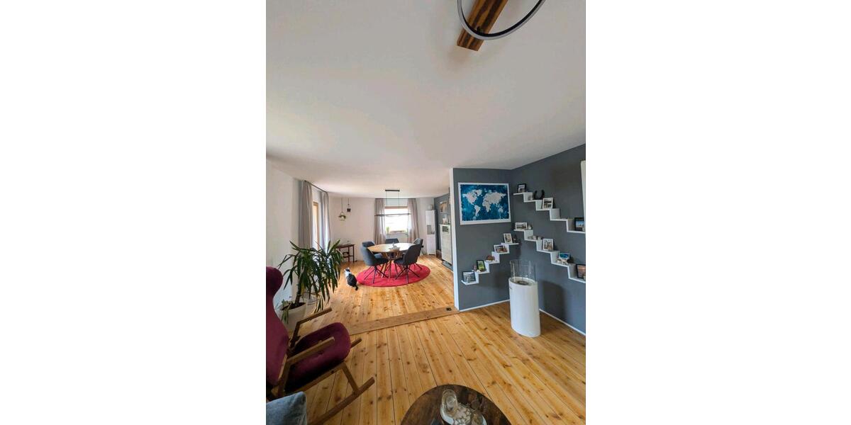 Einfamilienhaus Villingen-Schwenningen Schwenningen - 4 Zimmer, 95 m&sup2;, 1.800&euro; | Angebot:25980750