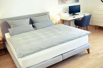 WG-Zimmer in Frankfurt am Main 899 € 30 m² zimmer