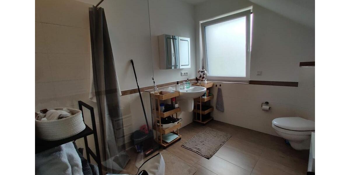 Etagenwohnung Enger - 3 Zimmer, 81 m&sup2;, 820&euro; | Angebot:26679293