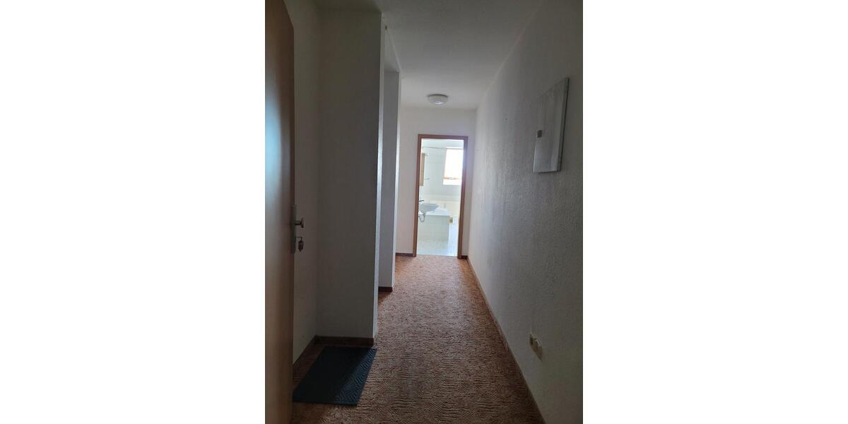 Etagenwohnung Crimmitschau - 2 Zimmer, 55 m&sup2;, 275&euro; | Angebot:26381427