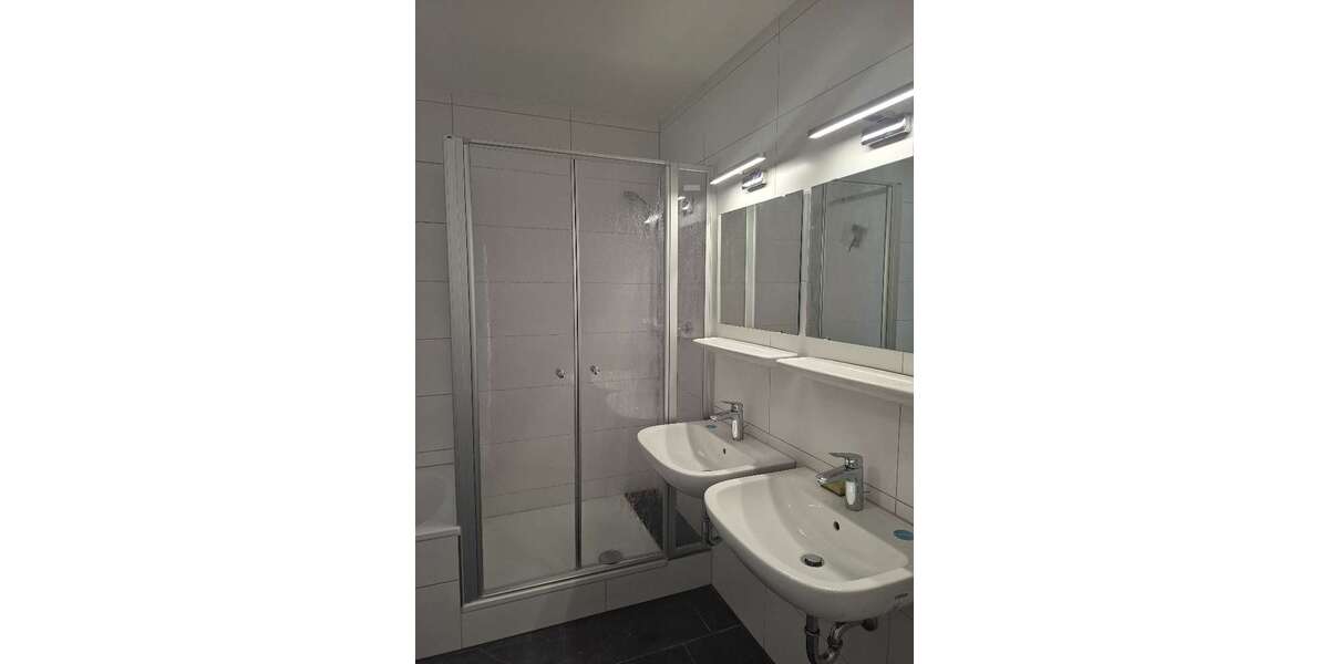 Etagenwohnung Bobingen - 3 Zimmer, 90 m&sup2;, 1.070&euro; | Angebot:26658937