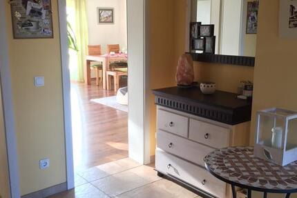 Wohnung Raubling - 3 Zimmer, 95 m&sup2;, 1.200&euro; | Angebot:25420716