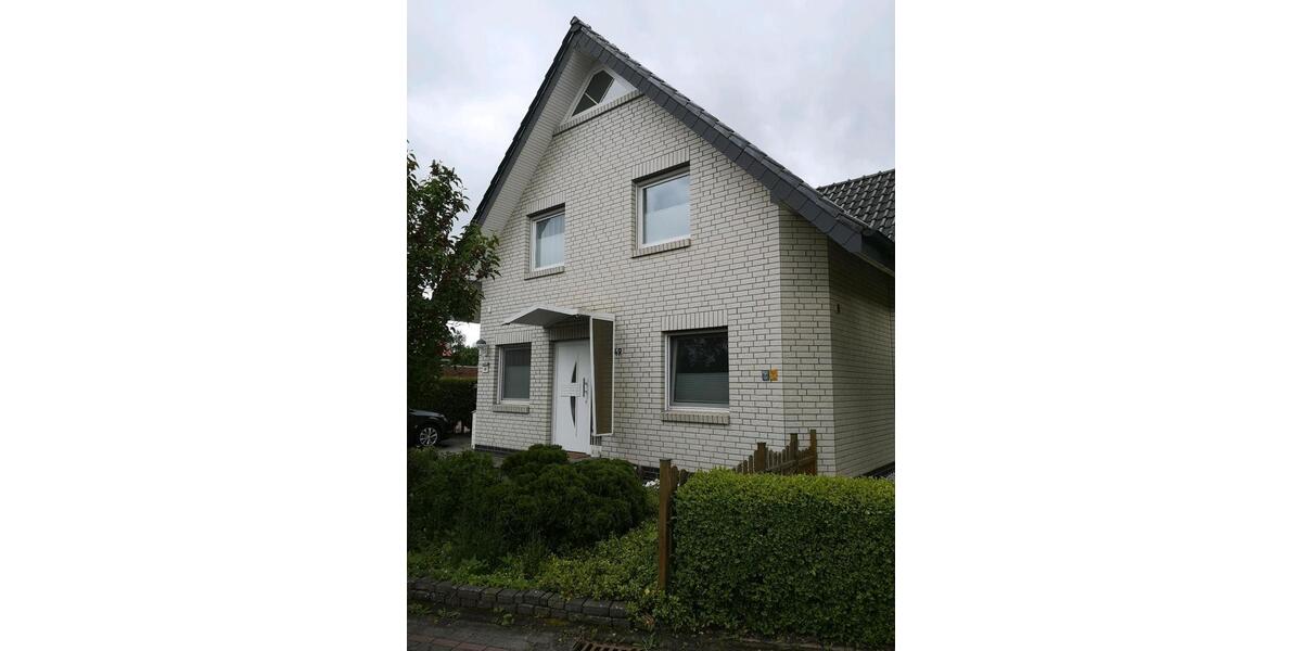 Einfamilienhaus Lotte - 4 Zimmer, 130 m&sup2;, 1.350&euro; | Angebot:26640720