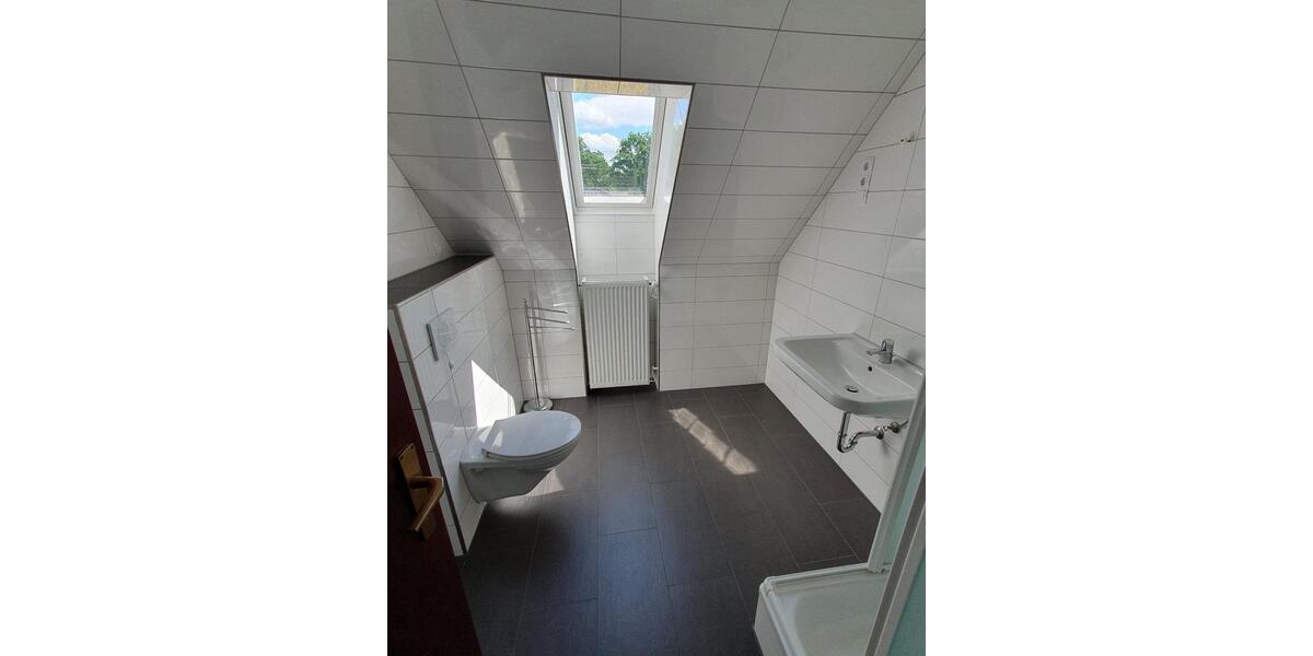 Dachgeschoßwohnung Soltau - 4 Zimmer, 94 m&sup2;, 900&euro; | Angebot:26572842