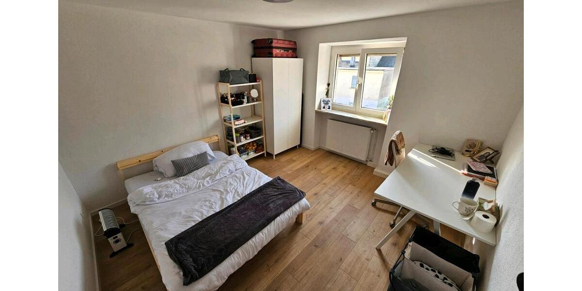 Erdgeschoßwohnung Saarbrücken West - 1 Zimmer, 18 m&sup2;, 430&euro; | Angebot:25272936