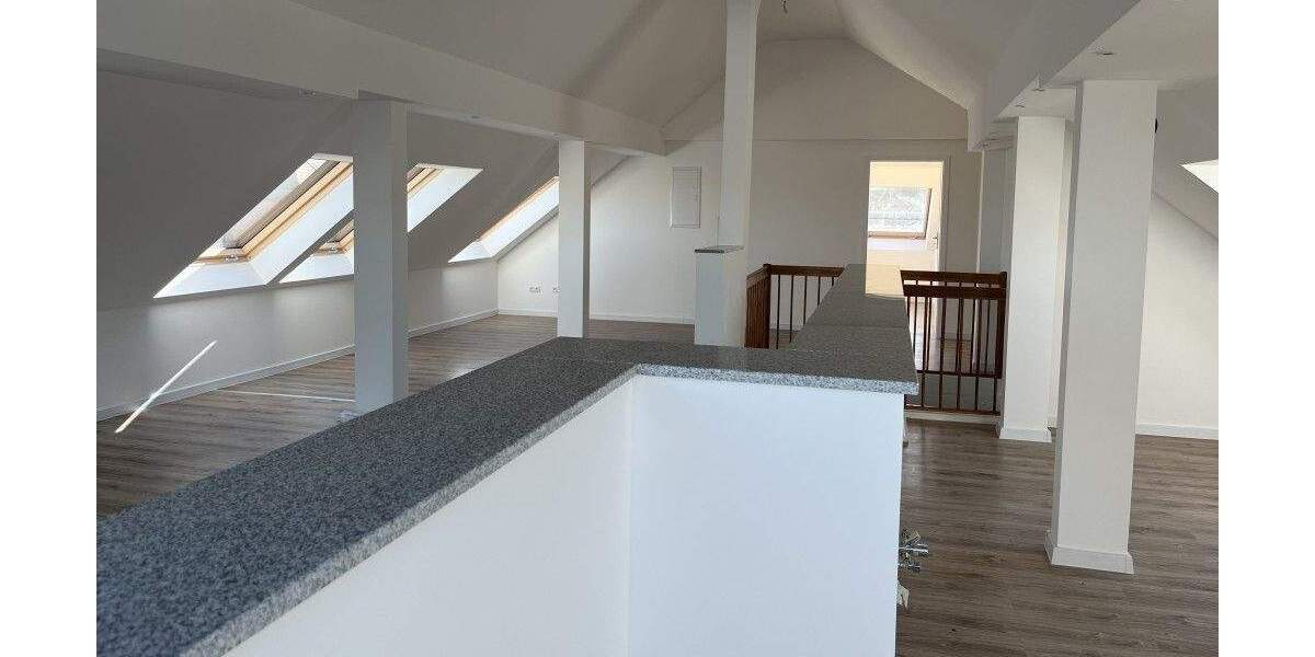 Etagenwohnung Dresden Cotta - 5 Zimmer, 119 m&sup2;, 1.500&euro; | Angebot:25709117