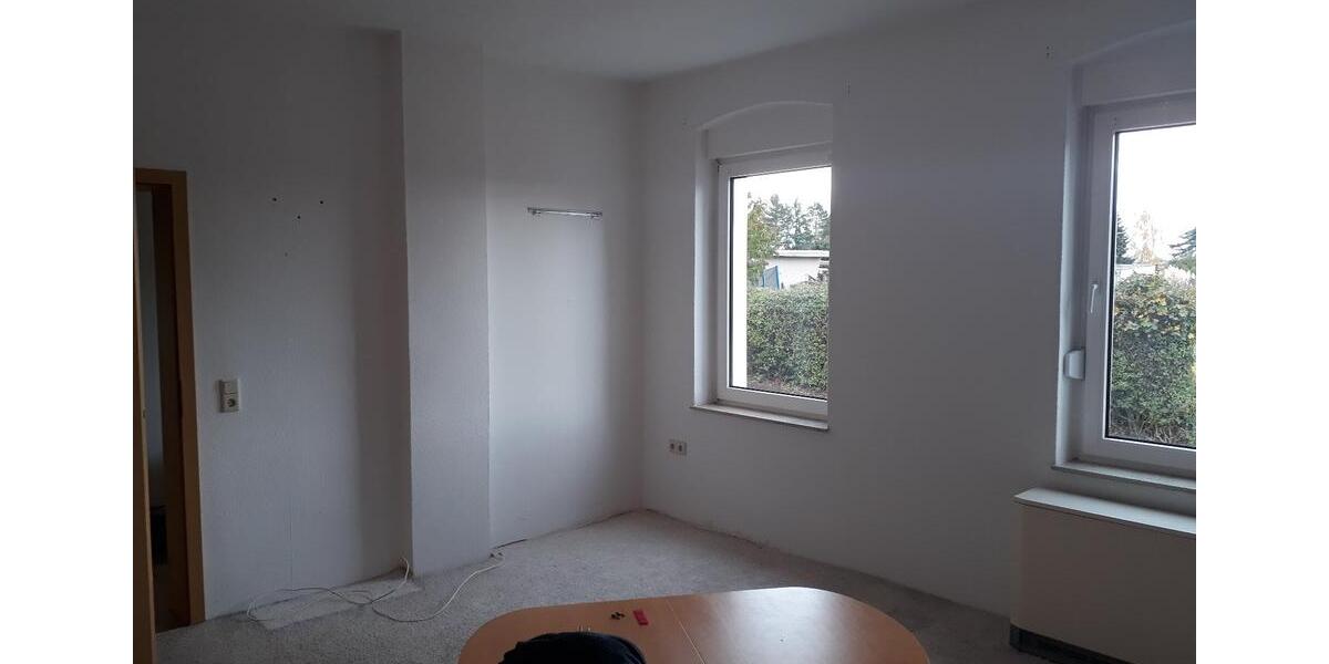 Erdgeschoßwohnung Staßfurt Löderburg - 3 Zimmer, 81 m&sup2;, 395&euro; | Angebot:25963970