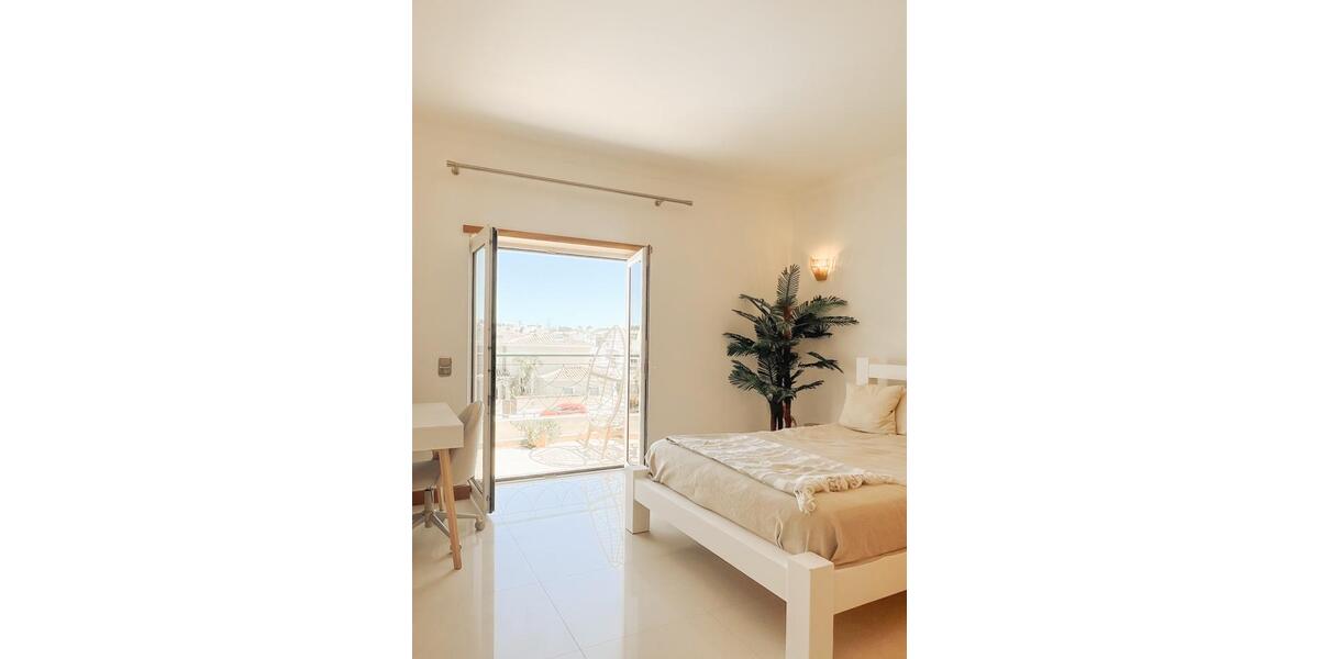 Wohnen auf Zeit Bergisch Gladbach - 3 Zimmer, 120 m&sup2;, 1.500&euro; | Angebot:25809291