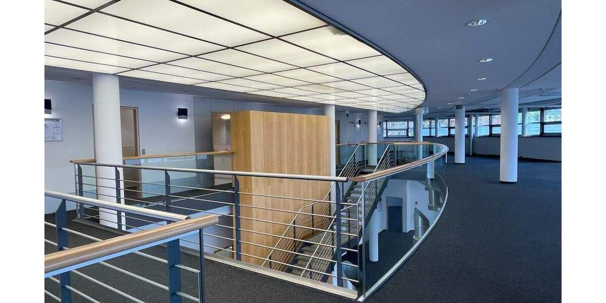 Große Gewerbeeinheit im Zentrum von Merseburg, Top Lage in hochfrequentierter Fußgängerzone! zimmer