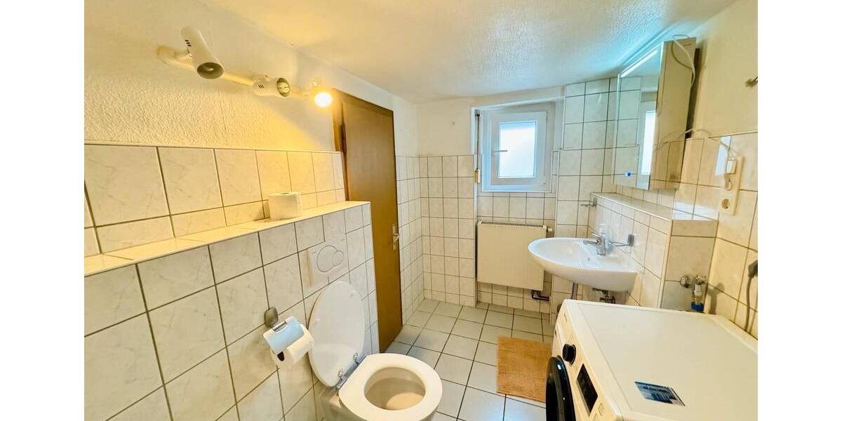 Etagenwohnung Mainz - 3 Zimmer, 90 m&sup2;, 1.100&euro; | Angebot:24685887