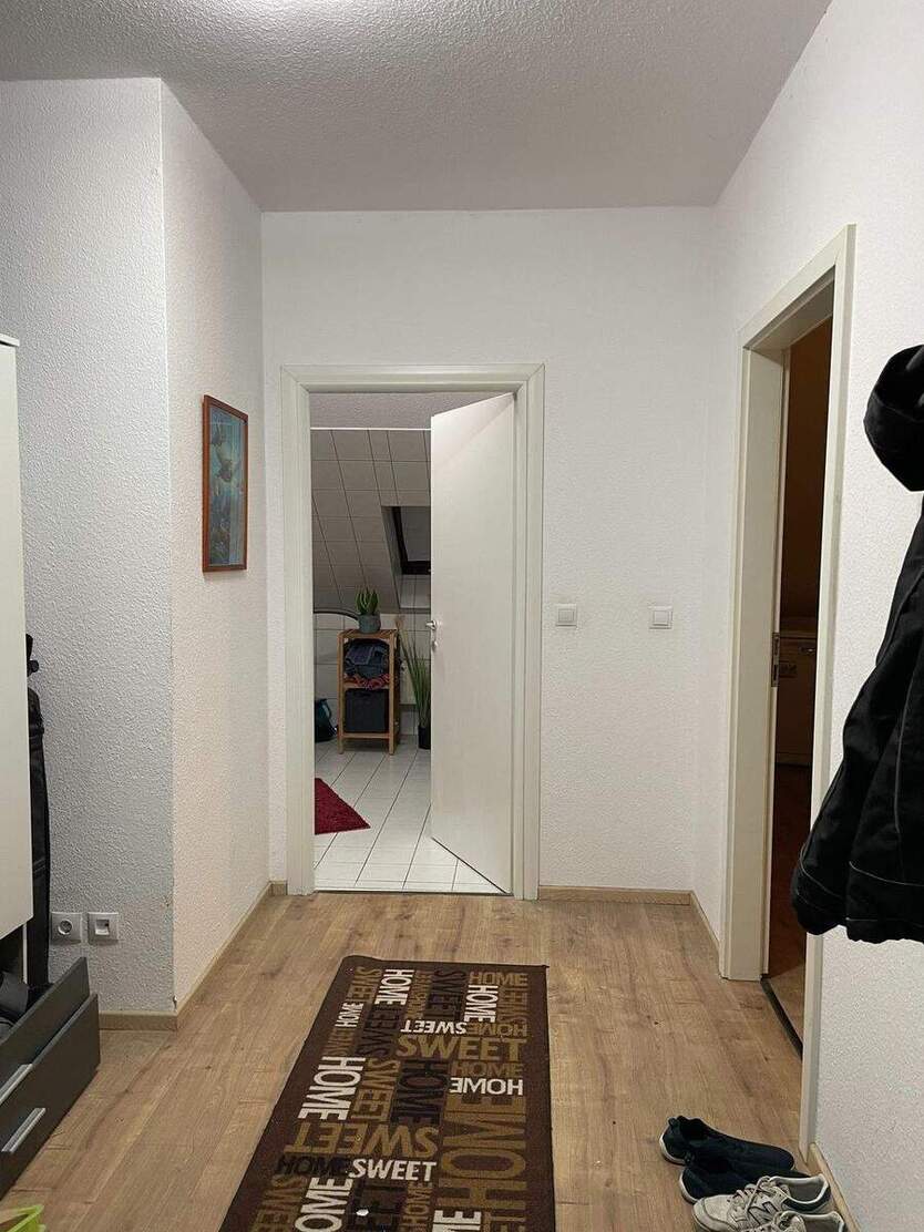 Sonniges DG in Wassernähe! 2 zimmer