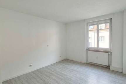 Wohnung zum Mieten in Singen (Hohentwiel) 1.044 € 92 m² 4 zimmer