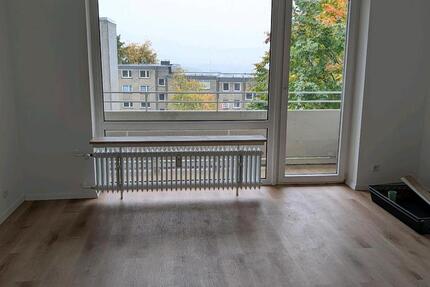 Modernes 1-Zi.-Apartment Wuppertal | Balkon & Küche zimmer