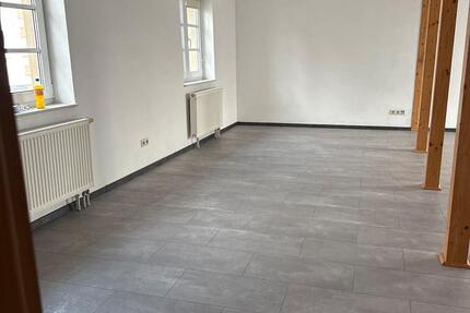 Wohnung Sinsheim - 3 Zimmer, 84 m&sup2;, 1.050&euro; | Angebot:24826910