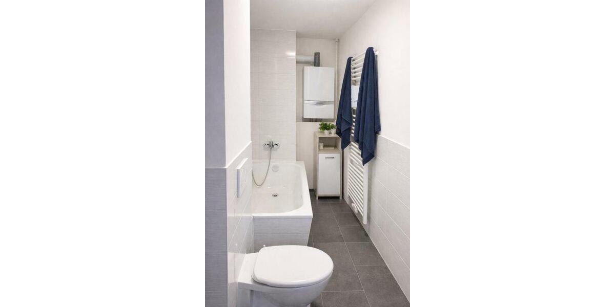 Erdgeschoßwohnung Schwedt (Oder) - 3 Zimmer, 100 m&sup2;, 1.100&euro; | Angebot:26032855