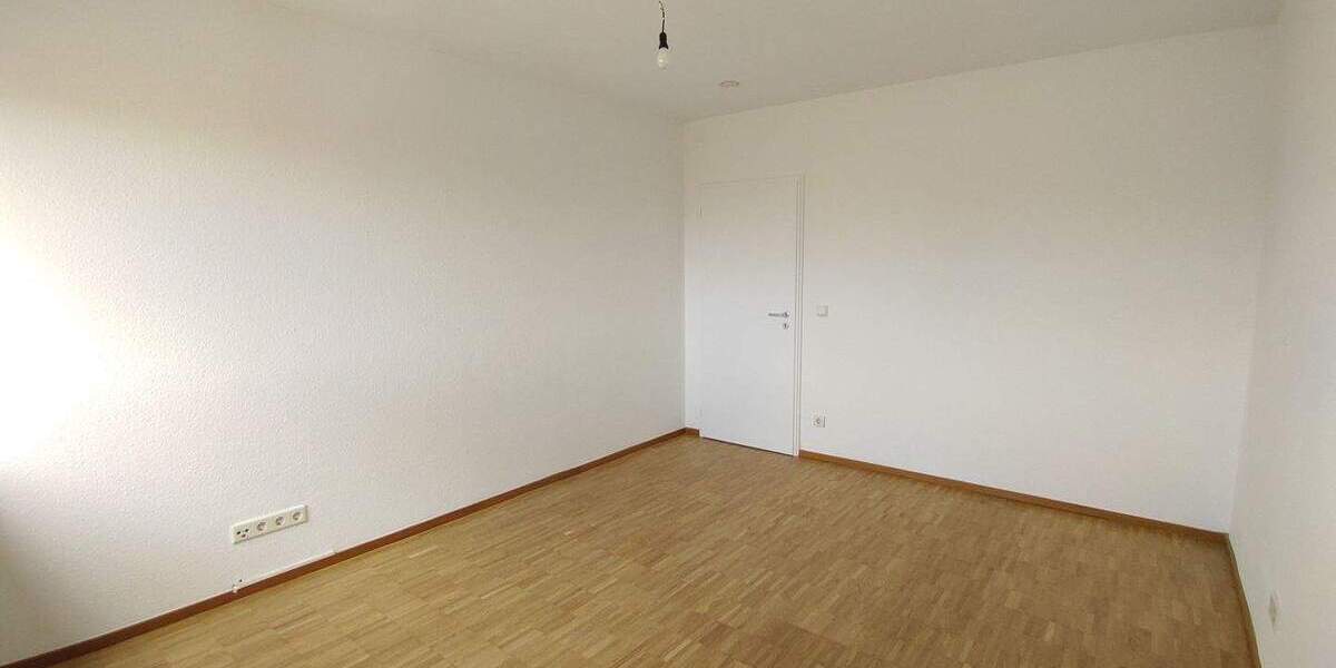Etagenwohnung Mannheim Neckarstadt - 2 Zimmer, 61 m&sup2;, 690&euro; | Angebot:25699477