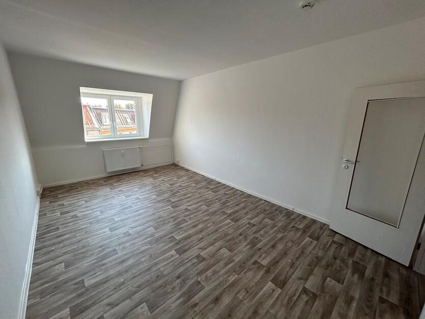 Ideal für junge Familien! 3-Zimmer-Dachgeschoßwohnung mit Balkon!