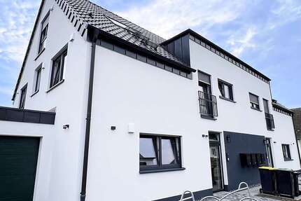 Wohnung zum Mieten in Siegburg 1.390 € 72 m²