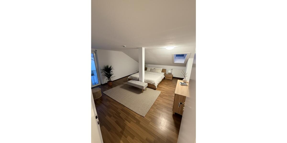 3-Zimmer-Dachgeschosswohnung in Murnau – renoviert 3 zimmer