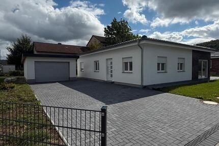 Moderner Bungalow mit Garage - ruhig und modern in Bad lauterberg 4 zimmer