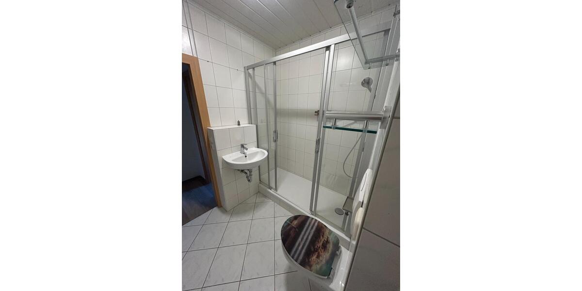 Wunderschöne 3-RW mit Einbauküche 3 zimmer