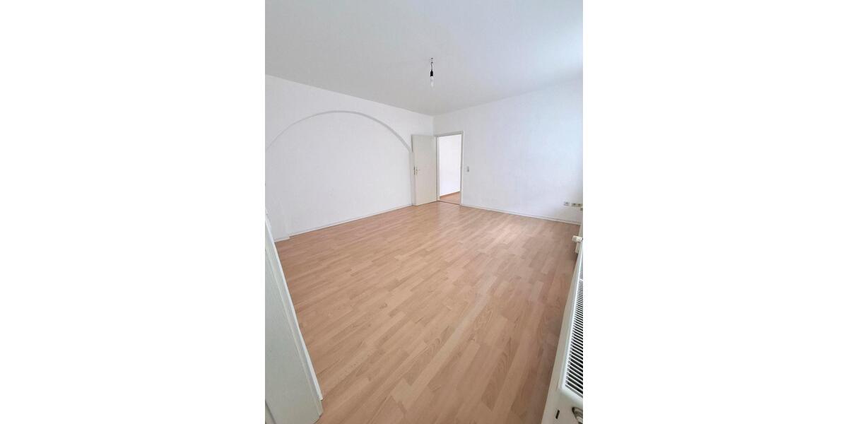 Etagenwohnung Döbeln - 2 Zimmer, 38 m&sup2;, 189&euro; | Angebot:26502253
