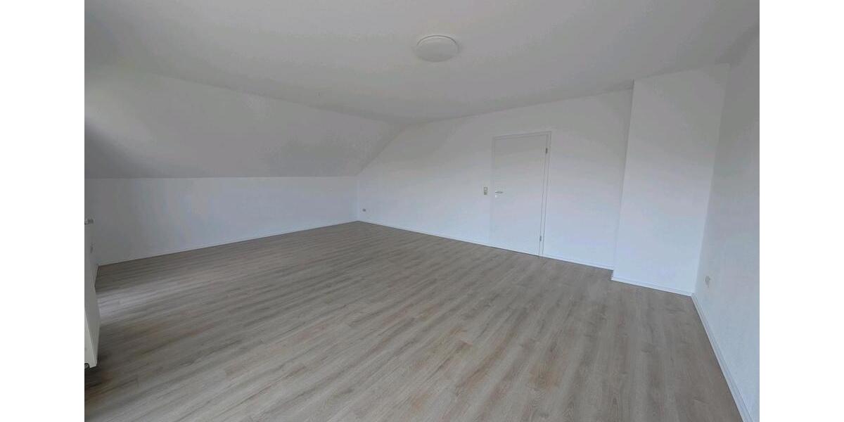 Dachgeschoßwohnung Greifenstein - 2 Zimmer, 92 m&sup2;, 800&euro; | Angebot:26522696