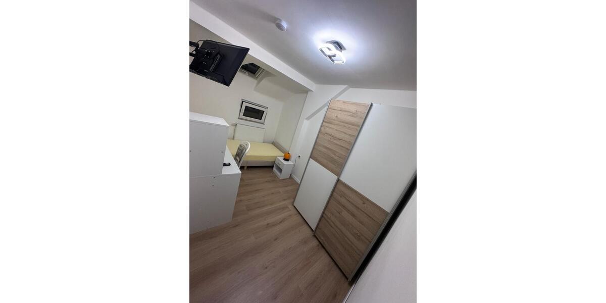 Wohnen auf Zeit Nürnberg Langwasser - 4 Zimmer, 10 m&sup2;, 500&euro; | Angebot:26028631