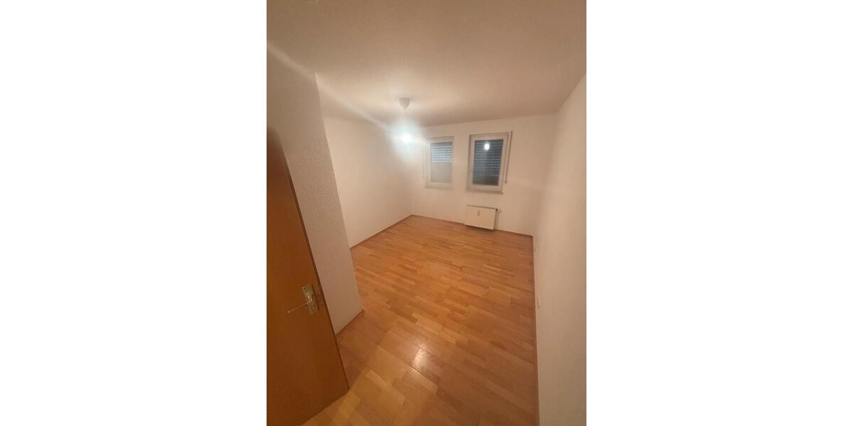 Erdgeschoßwohnung Weinsberg - 3 Zimmer, 85 m&sup2;, 1.200&euro; | Angebot:25852574