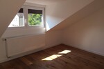 Top 3-Zimmer-DG-Wohnung mit Loggia und KFZ-Stellplatz Nbg-Schweinau