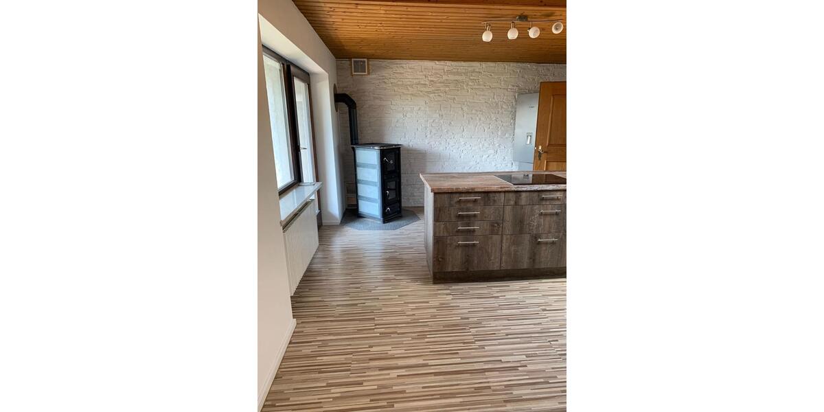 Dachgeschoßwohnung Lengenwang - 2 Zimmer, 90 m&sup2;, 810&euro; | Angebot:25868429