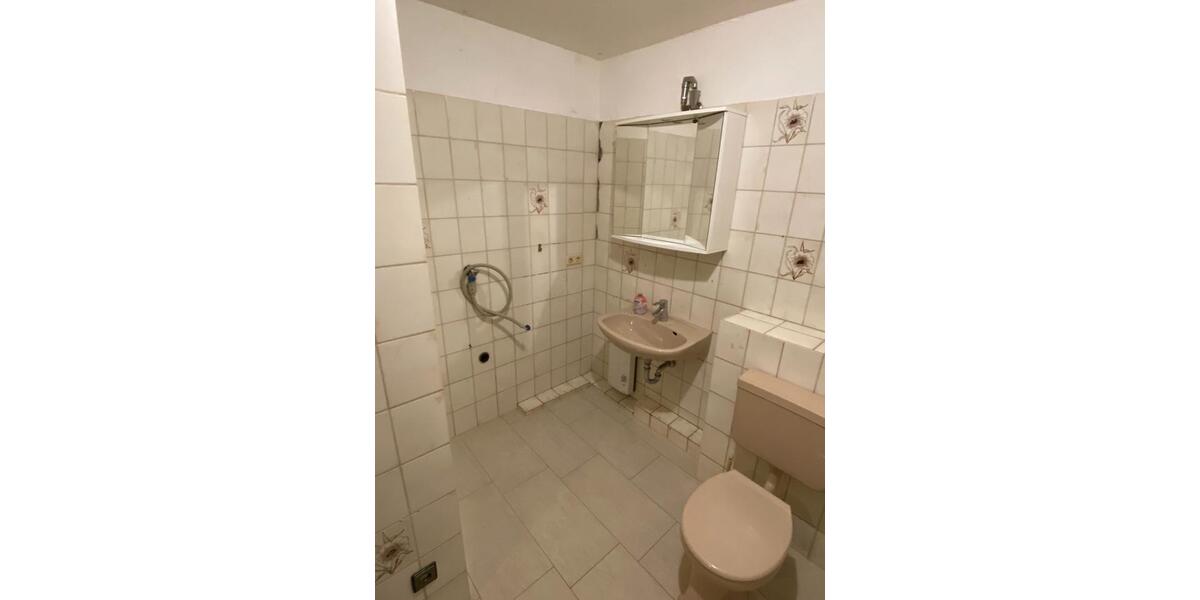 Etagenwohnung Duisburg Hamborn - 2 Zimmer, 60 m&sup2;, 330&euro; | Angebot:24806606